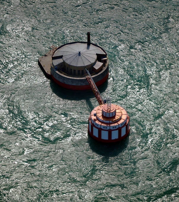 One of four offshore water intake cribs serving Chicago.